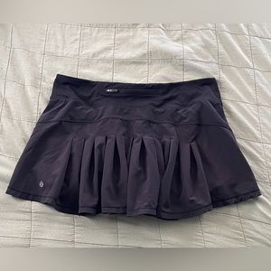 Black Lululemon skirt size 8